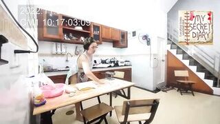 Naked Cooking. Nudist Housekeeper, Naked Bakers. Nude Maid. Naked Housewife. L1