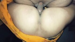 Cheating wife secretly fucking with teen lover! Husband doesn't know