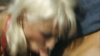 Retro fuck in the convertible