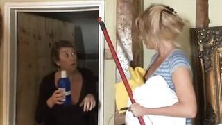 Banging Housemaid When Step Mama Is Away - 3 image