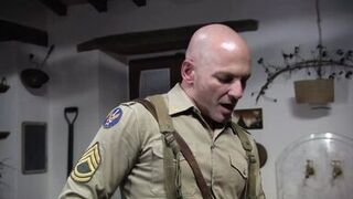 Soldier came back at home to fuck this hawt golden-haired housewife - 1 image