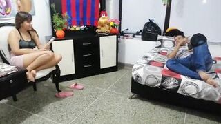 During The Time That I was resting, my brother arrived wanting to fuck and since I don't pay attention to him, that guy looks for a way to fuck my vagina - 2 image