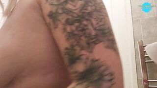 Hawt mother i'd like to fuck rips her hawt body out of suit - 11 image