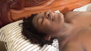 At the crossroads, our meeting was very eventful as on the first day of our history, between the sex and the memories to be experienced live