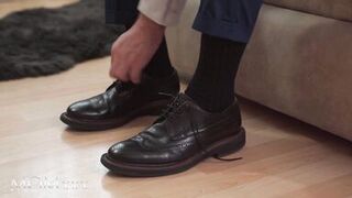 MOMxxx Caught masturbating by big tits blonde MILF Jarushka Ross facesitting and fast fuck