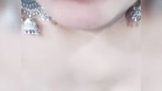 sexy indian Saree show her big boobs ass and musterbited