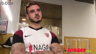 Guy didn't want black girls... Until he saw Jennifer's GIANT MELLONS!