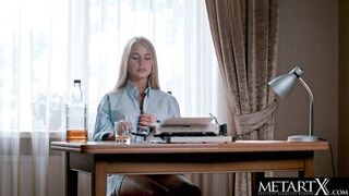 Voluptuous blonde plays with her big natural tits and wet pussy