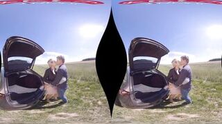 Car Review by Angel Wicky in VR - 4 image