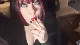 British Tart Tina Snua Tugs On Her Perky Nipples & Chain Smokes 2 Cigarettes - Big Tits BBW Satisfies Yr Smoking Fetish