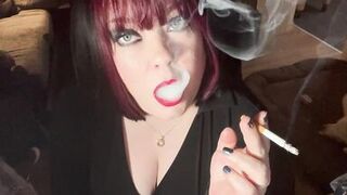 British Tart Tina Snua Tugs On Her Perky Nipples & Chain Smokes 2 Cigarettes - Big Tits BBW Satisfies Yr Smoking Fetish