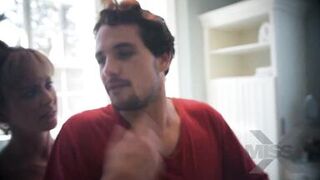 A beautiful sex story between hot mom and inexperienced step son