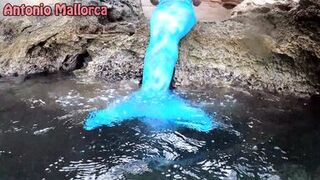 Mermaid Slut Seduces Me To Suck My Dick While I Was Sailing With Friends