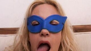 Una Calda Tettona Si Masturba Senza Sosta! - 13 image