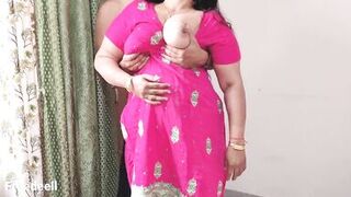 indian Stepmom got Horny. Hindi