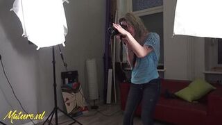 Horny Photographer Couldn't Contain Herself & Started Sucking Dick