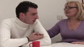 The mature blonde loves getting fucked by a hard inexperienced cock - 4 image