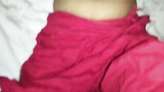 Desi village bhabhi chudai bed me.