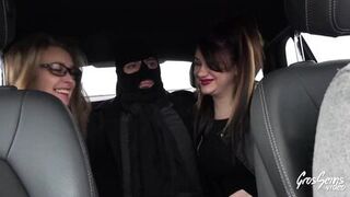 Maryline and Isabella, very horny, orgy in a hotel