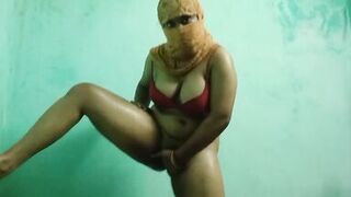 Step sister want bath sex by me - 8 image