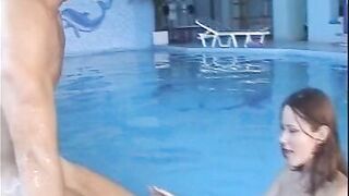 Titus Steel fickt Pornonewcommerin direkt in den Arsch und spritzt ab ANAL CREAMPIE