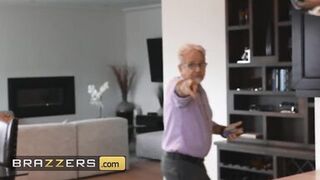 Lauren Phillips' Stepson Ruins Her Baking But Instead Of Teaching Him A Lesson She Lets Him Fuck Her Holes - Brazzers