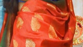 Indian Milf Nude sharee fingering