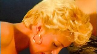 Lesben Milfs fisten Ihre Suessen Fotzen