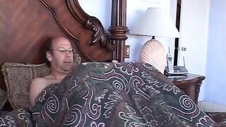 Cock sucking brunette MILF takes dick in twat and mouth before being creamed