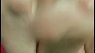 At the request of fans, Lukerya's sexy legs for a long time.