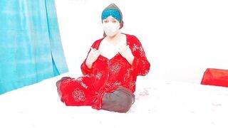 Big Tits Arab Chubby Show Boobs and Pussy