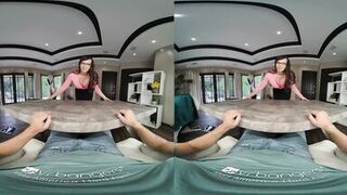 VR BANGERS Wet Mature Pussy To Try Out VR Porn