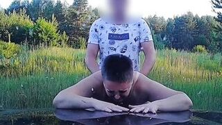 Russian beauty with big tits pays for a taxi, sex with cancer on the hood of a car