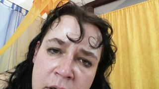 Cum on Auntys tittis! BBW love that!