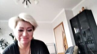 Cool sexwife AimeeParadise teaches stupid chicks marital sex