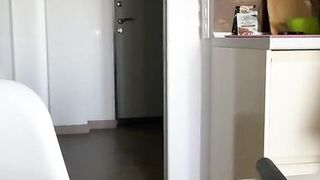 Mommy walk with anal plug-JessBince - 3 image