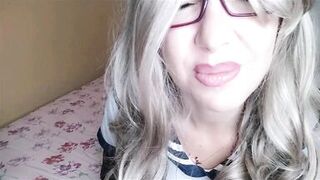 Doctor, is Chantal's anus in good health? and the breasts? - 7 image