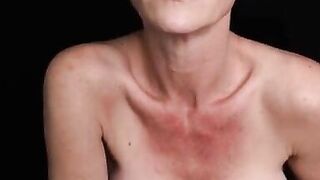 Kiki Deez Frees the Ta Ta's and Cums 4 Times!