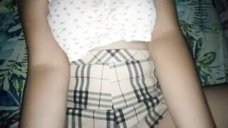 Estudyante Na Malaki Ang Suso, Sarap Tignan Ang Pag Alog Ng Mga Melon